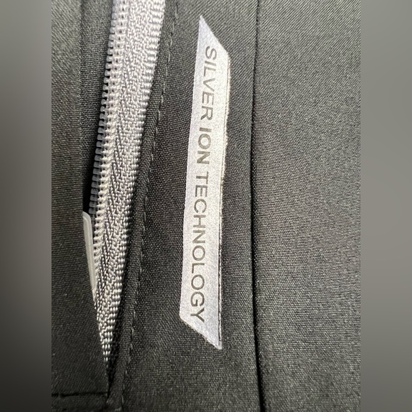 Iron Joc- Men's Black Hooded Windbreaker/ Workout Jacket, Size: Large - Picture 6 of 6